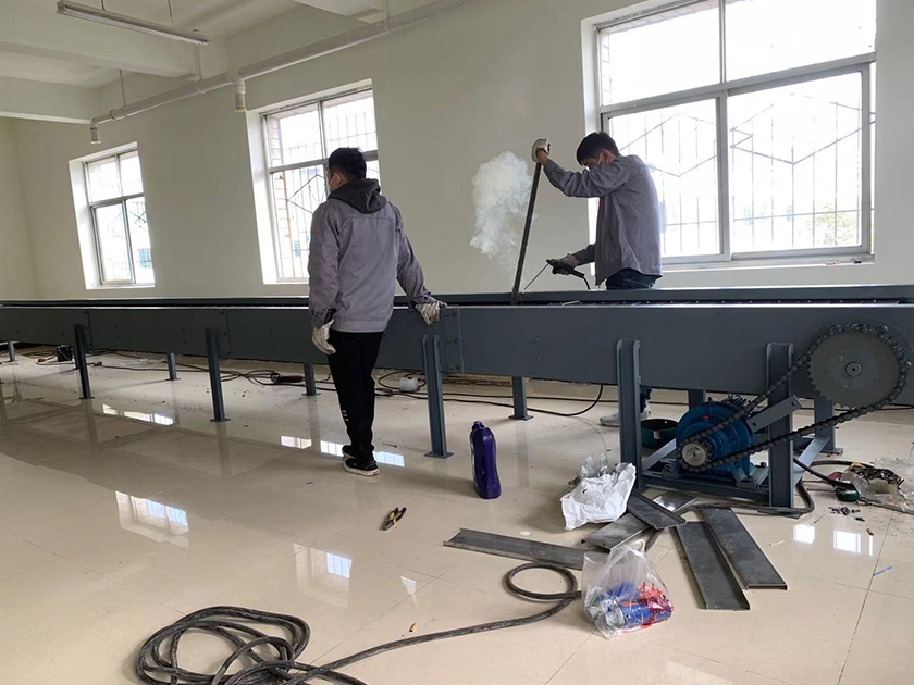 直线型链板输送机安装